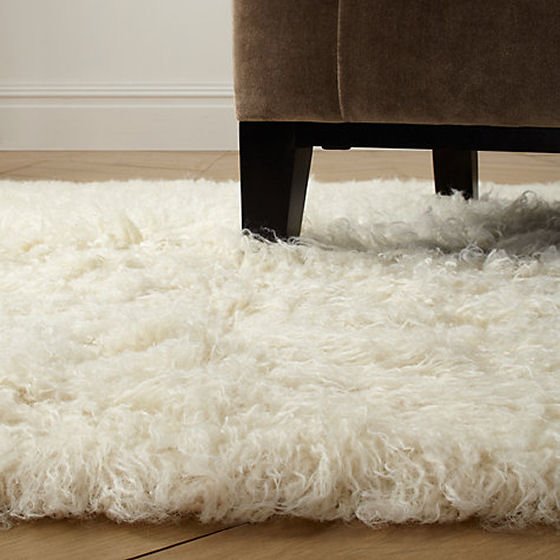 6 of the Best Warm and cosy contemporary rugs for chilly toes