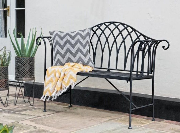 6 of the best garden benches for small outdoor spaces • Colourful