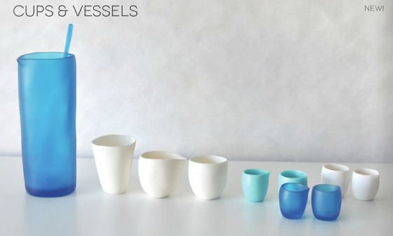 Blue jug and serving cups in resin with white and turquoise resin vesels
