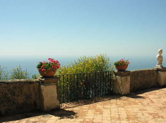 TERRACE DETAIL1