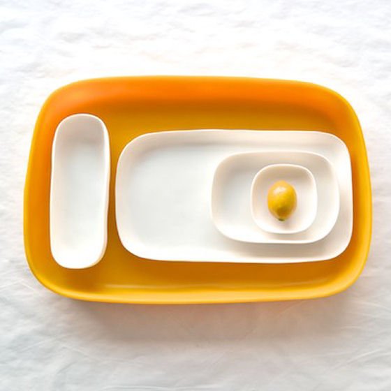 Square resin dishes in Egg Yolk Yellow and White
