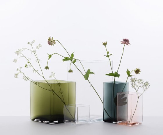 Blue, green, pink and clear glass Ruutu vases with flowers